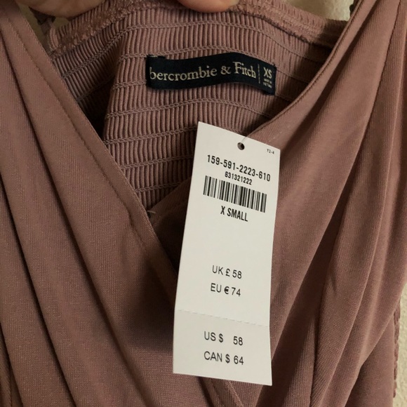 NWT Abercrombie & Fitch Pink Wrap Front Romper - Picture 4 of 5